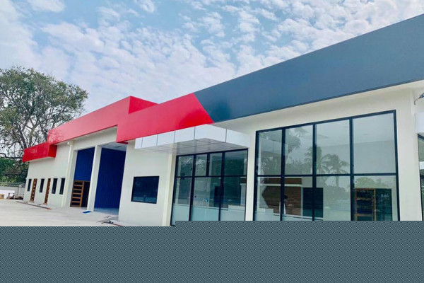 show room 06